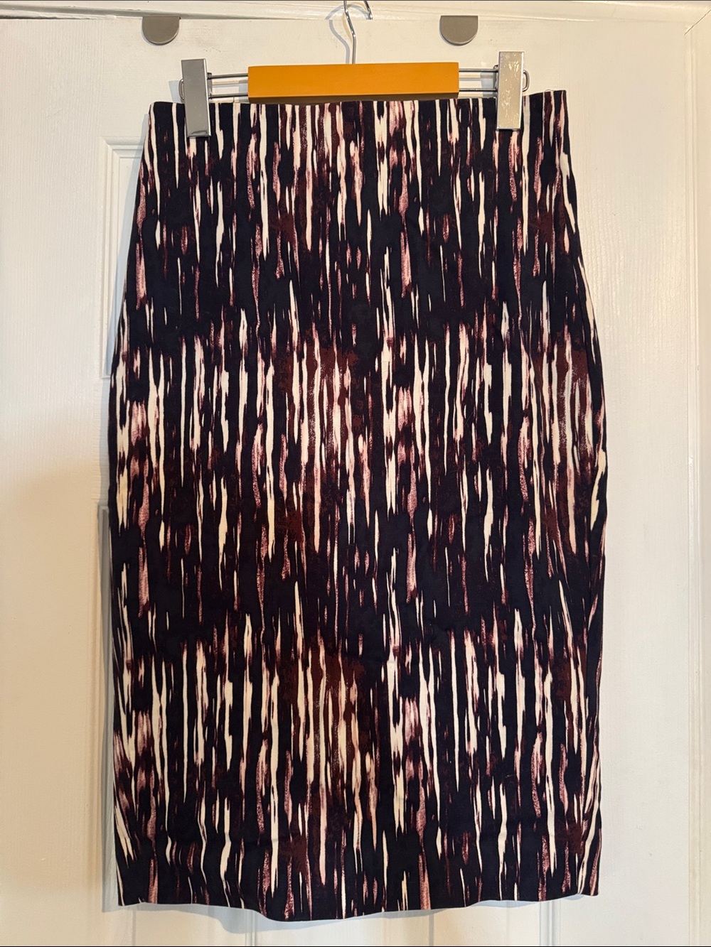 RW&CO. Abstract Print Stretch Pencil Skirt — Size 4